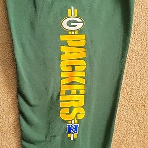 GREEN BAY PACKERS' TEAM APPAREL